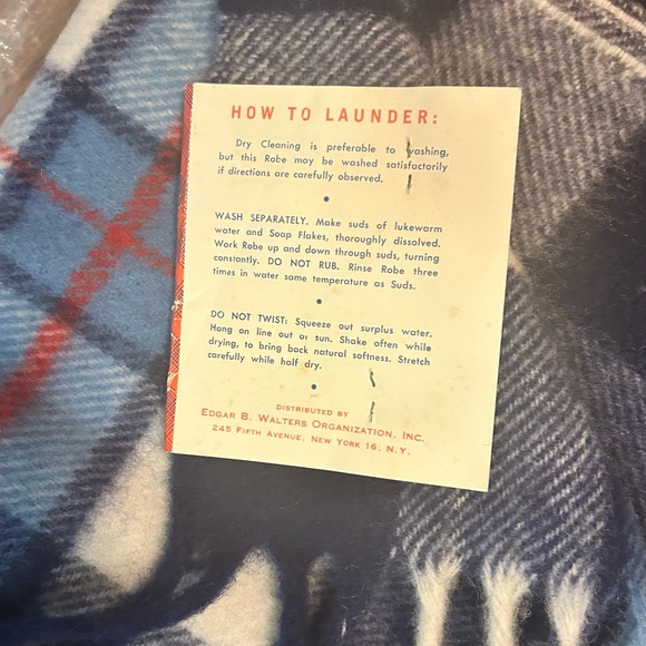 Royal Scot 100% Wool Pram Robe/Stroller Blanket, Tartan Plaid, Warm 50”x36” - Picture 3 of 4